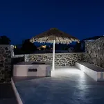 Golden Sunrise In Santorini Lejlighedshotel