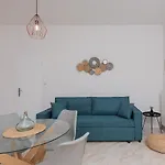 Golden Sunrise In Santorini Lejlighedshotel 4*