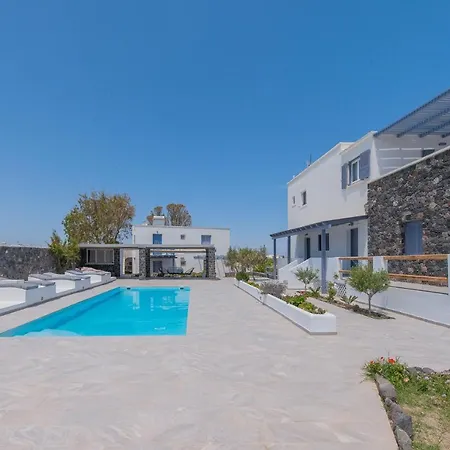 Golden Sunrise In Santorini 4*