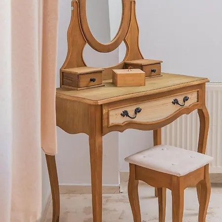 Aparthotel Golden Sunrise In Santorini