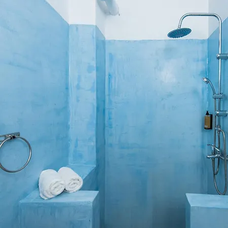 Apart Otel Golden Sunrise In Santorini Kamári