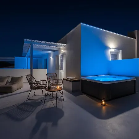 Golden Sunrise In Santorini Aparthotel 3*