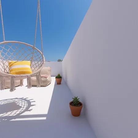 Golden Sunrise In Santorini Aparthotel Kamári