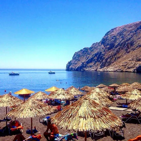 Golden Sunrise In Santorini Appart hôtel