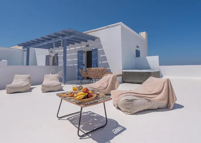 Golden Sunrise In Santorini 4*