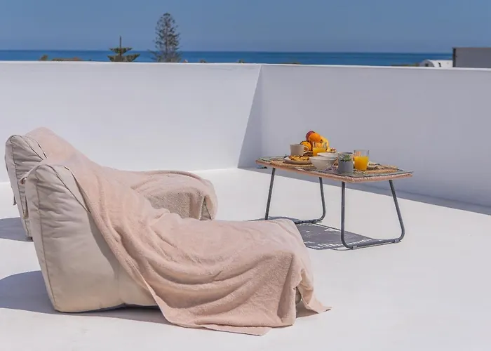 Apartahotel Golden Sunrise In Santorini