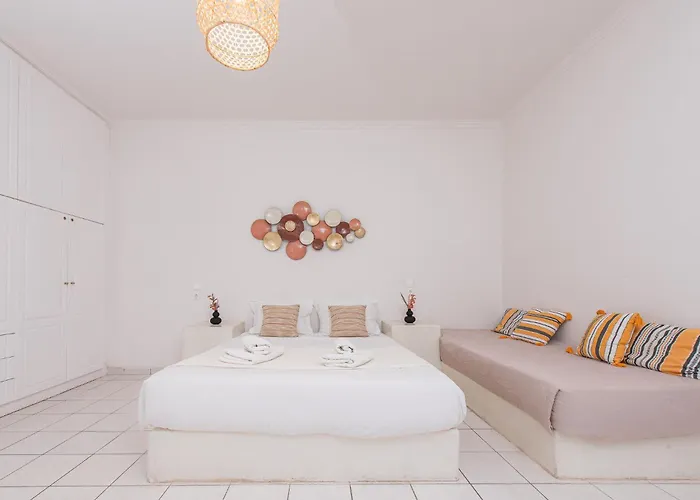 Apartahotel Golden Sunrise In Santorini