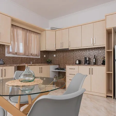 Hotel apartamentowy Golden Sunrise In Santorini 4*
